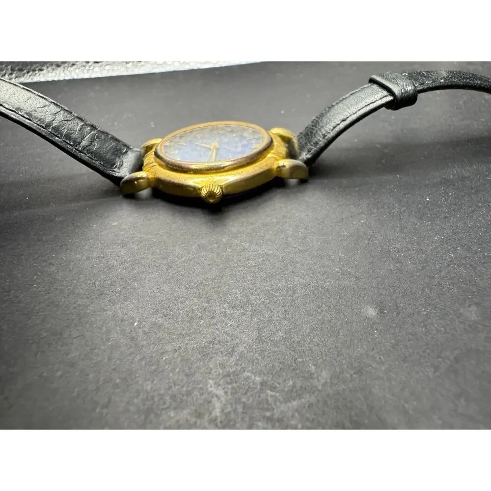 Fossil watch gold
